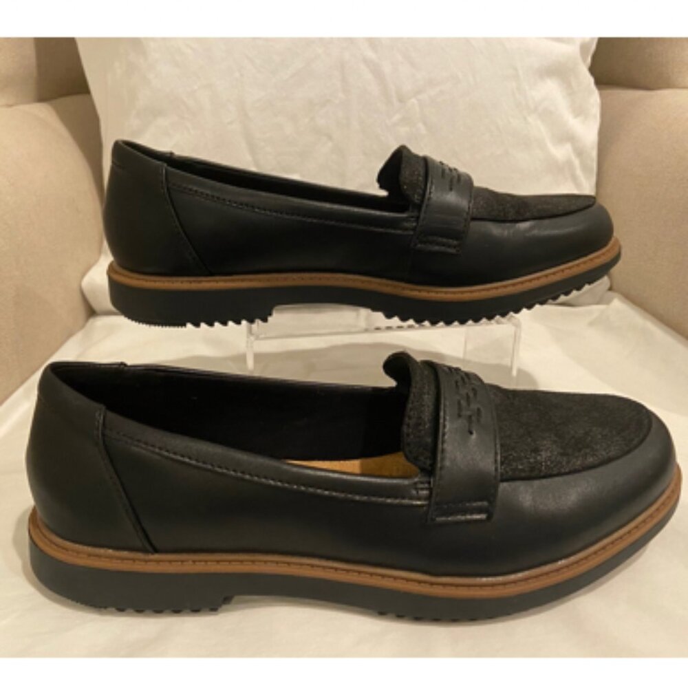 CLARKS Raisie Jump Slip-On Loafer Flats / Black / 10 / Like New